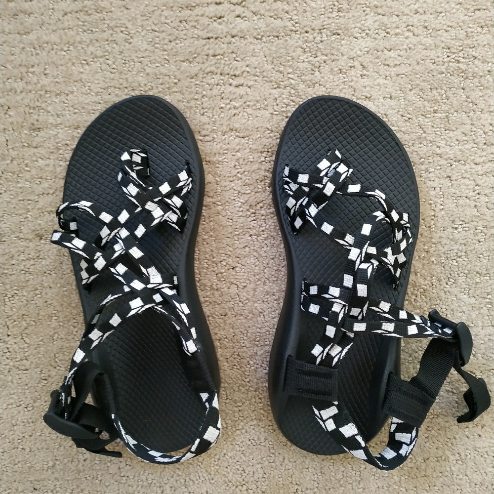 New Chaco Cloud Sports Sandals size 7
